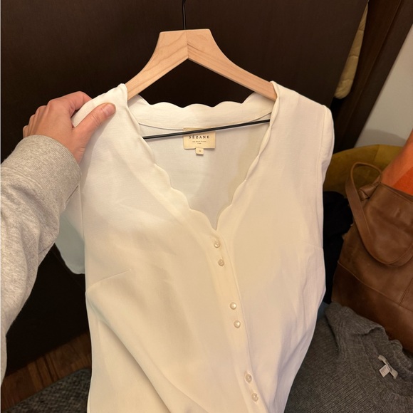 Sezane white shirt - gorgeous! Only worn once. - Picture 2 of 3